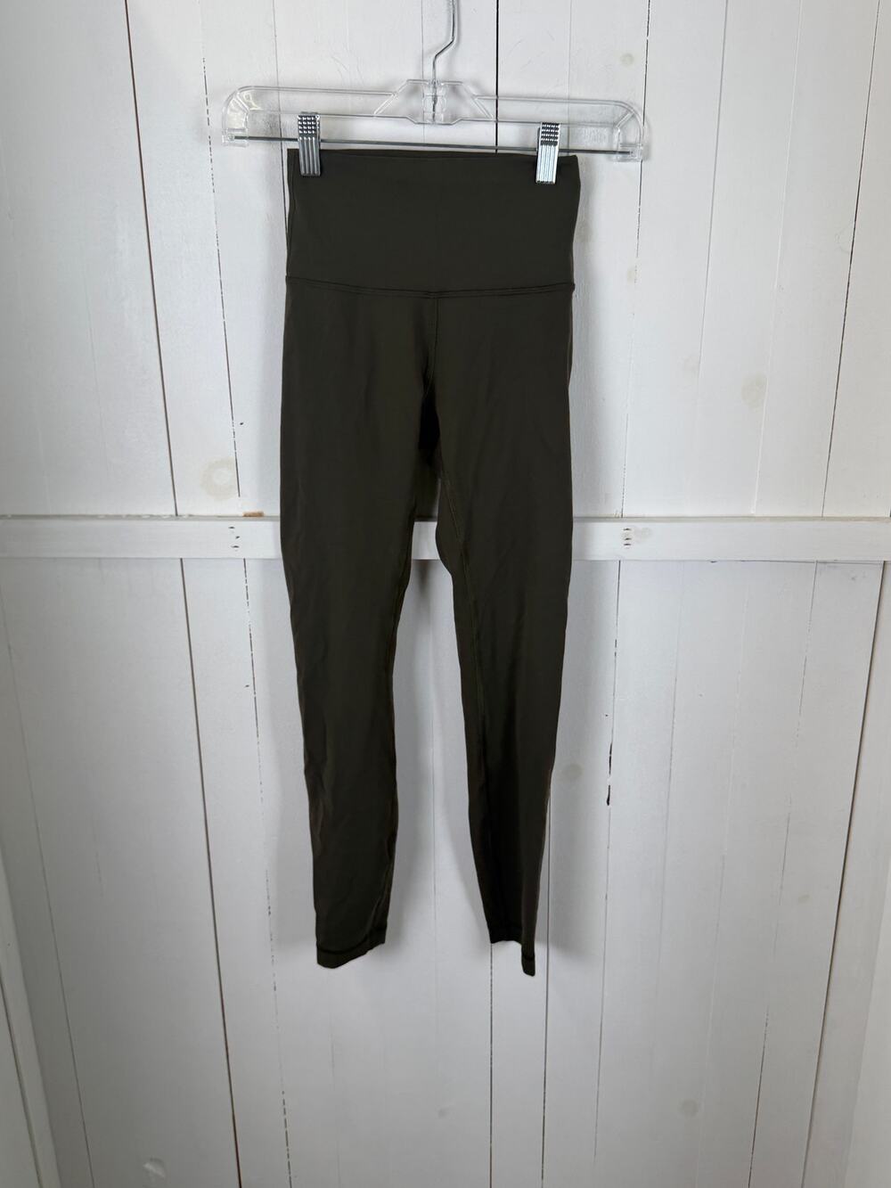 Lululemon Green Ankle Leggings Size 2 Excellent Condition